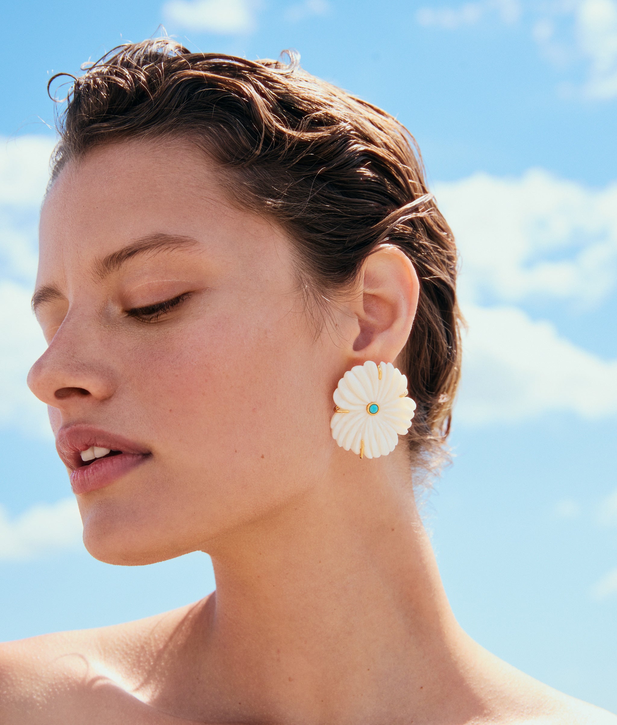 New Bloom Studs in Pearl