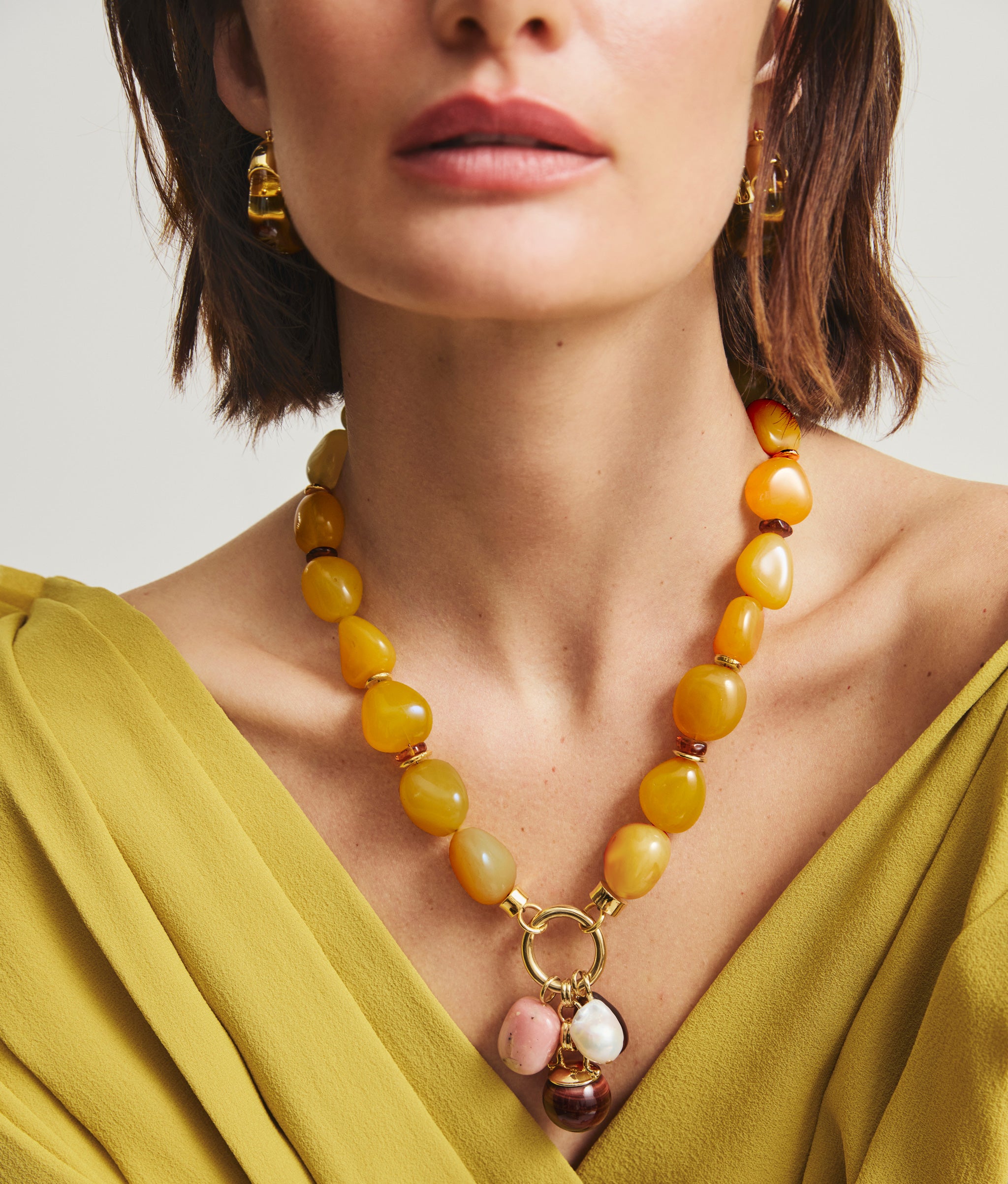 アクセサリー AINO Organic Hoops in Apple