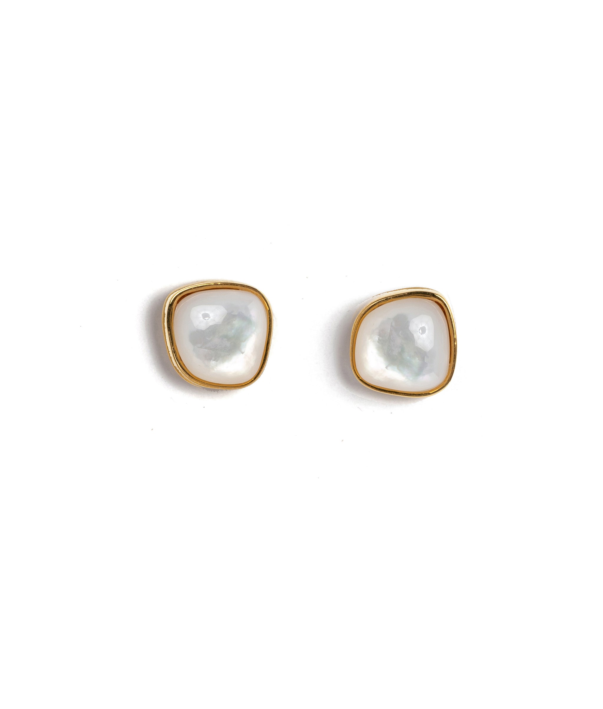 Bay Studs in Mother-of-Pearl
