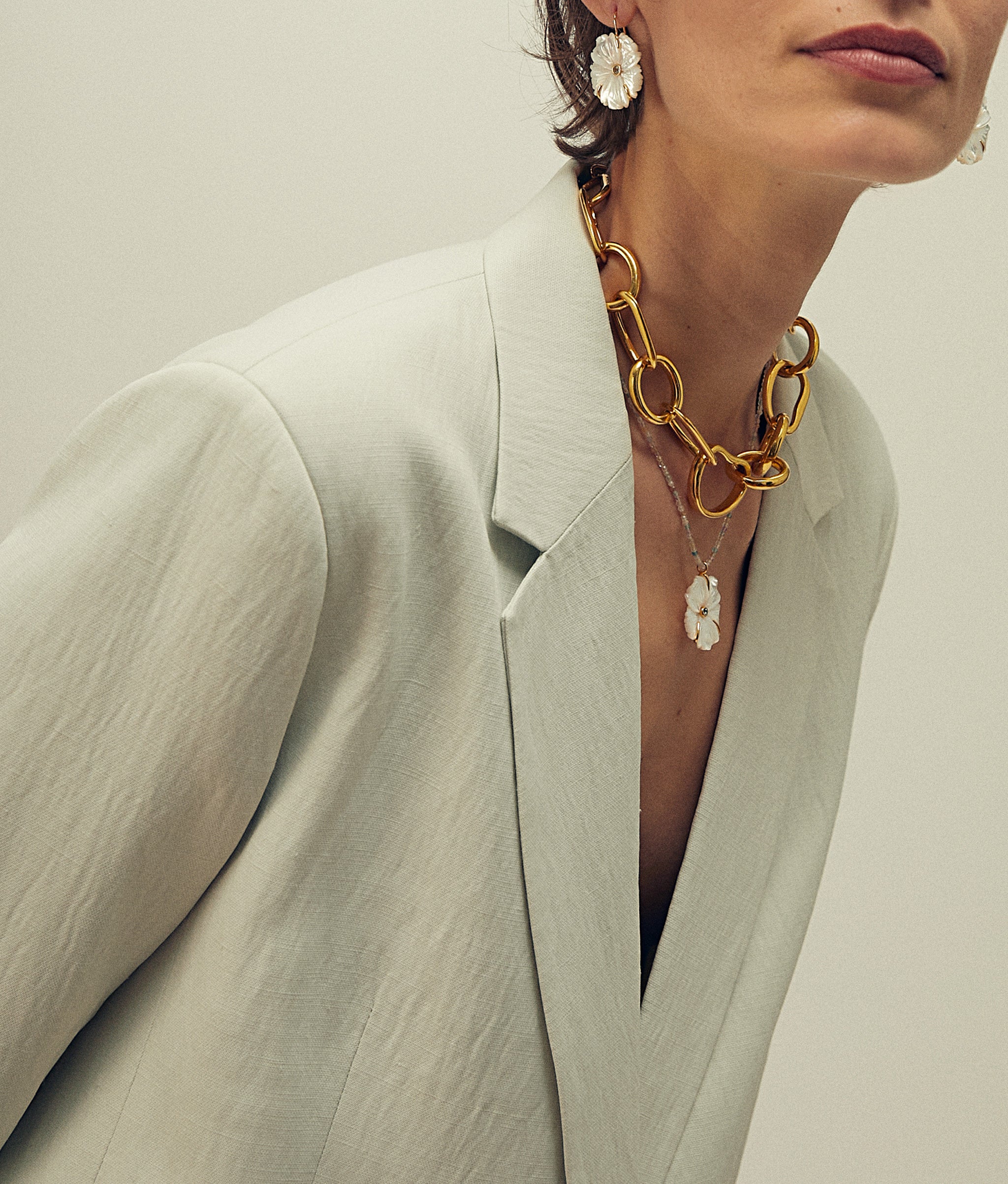 New Bloom Necklace in Mist
